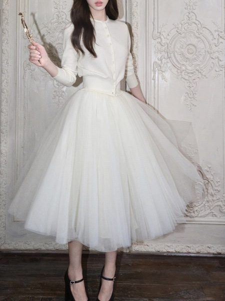 Classic spring long skirt