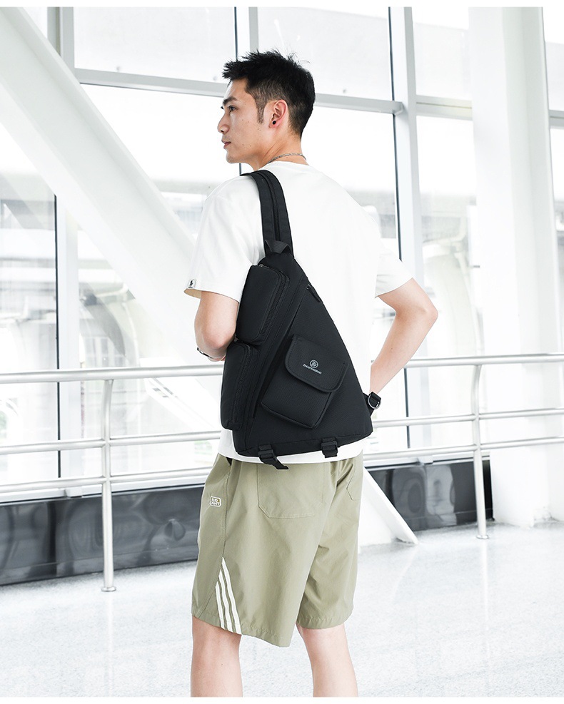 2025 New cross-border men's chest bag, casual men's bag, large-capacity retro multi-functional crossbody bag, soft leather single-shoulder bag undefined