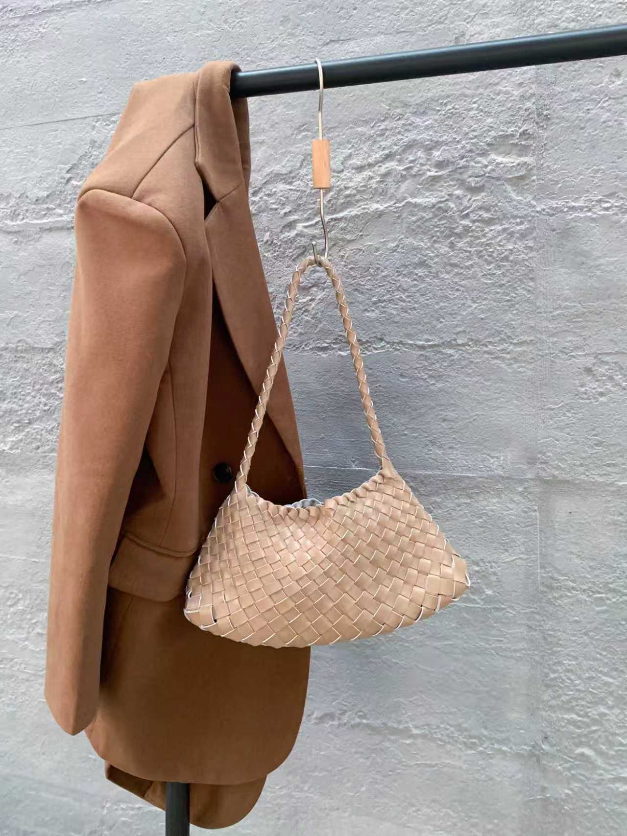 Dragon Diffusion Women's Woven Leather Bag Retro Shoulder Handbag Underarm Bag Baguette Bag - Thumbnail 6