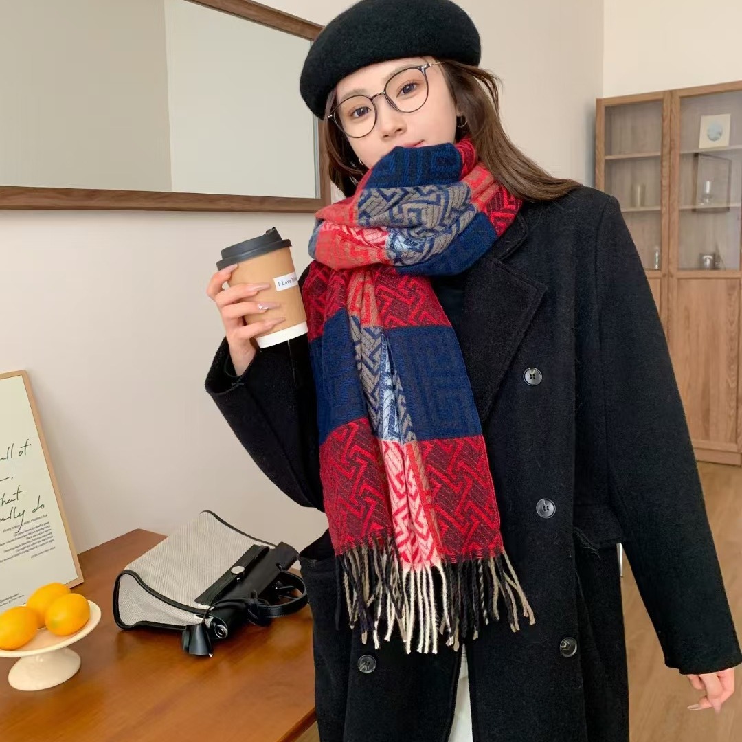Nueva bufandas de invierno coreana de color imitación de cachemira gruesa manteniendo el calentamiento del chal de cuadrilátero de doble propósito de pareja retro buñuelo