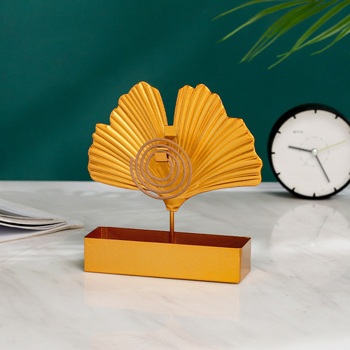 Manufacturer wholesale European creative ginkgo leaf mosquito coil shelf Yiwu hanging ornaments iron metal household mosquito coil box