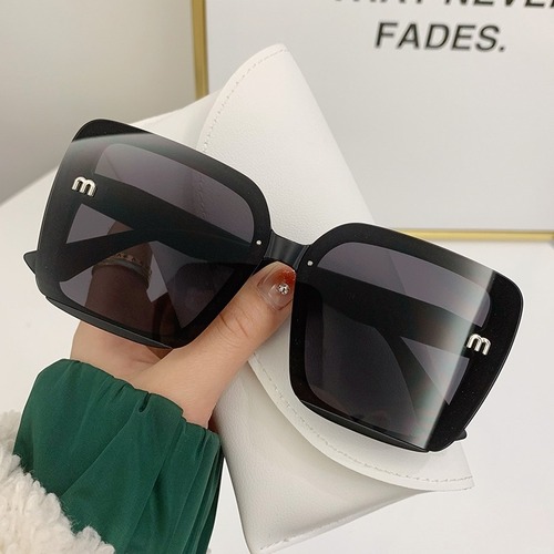 24 New Large Frame Sequined Sunglasses Women's Trendy Fashion Anti-UV Sunglasses Internet Celebrities Same Style Sunglasses