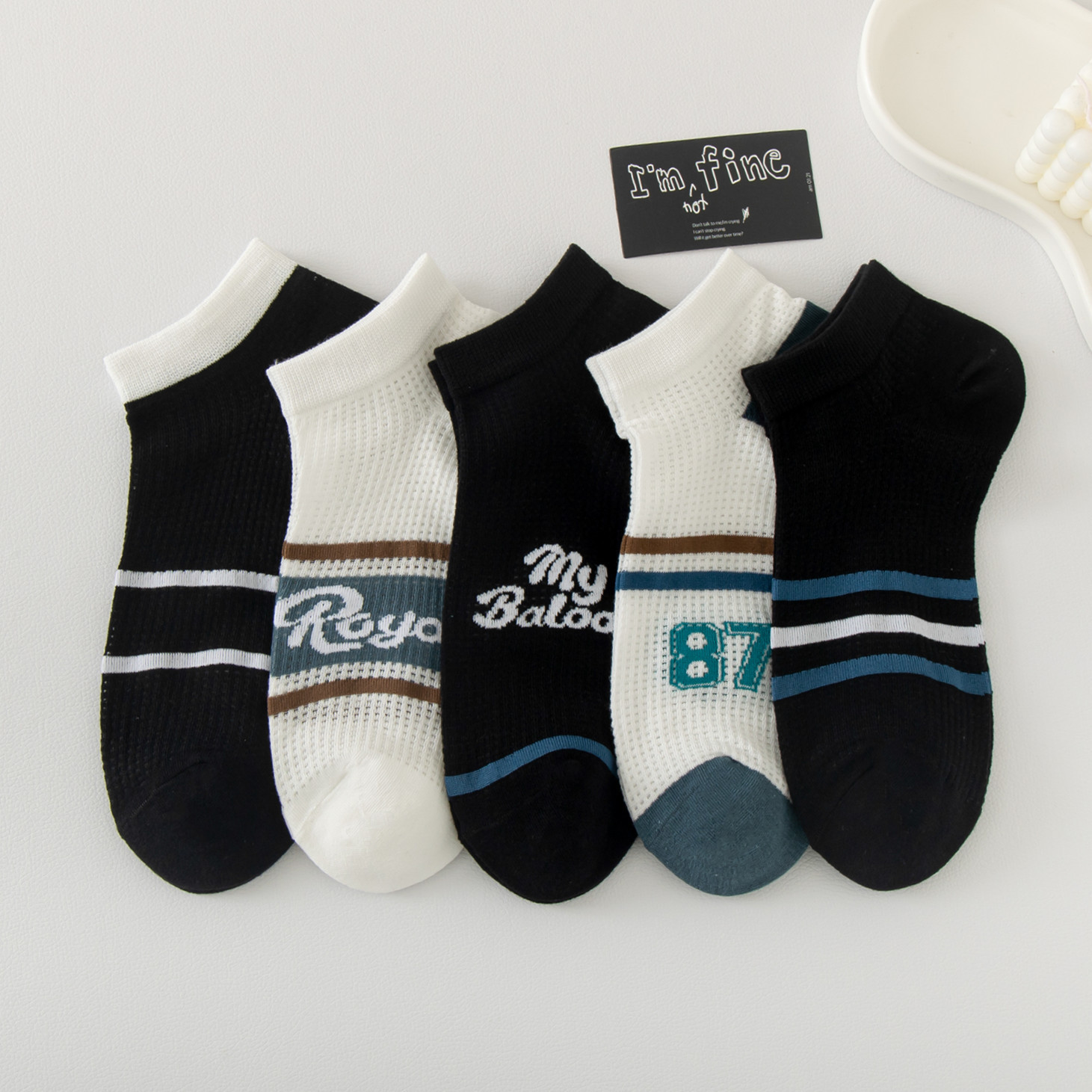 Calcetines de todo fósforo, absorbentes de sudor, transpirables, calcetines de algodón simples para hombres, calcetines deportivos para hombres, calcetines de red en blanco y negro de color sólido deportivo