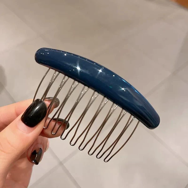 Glossy comb-dark blue