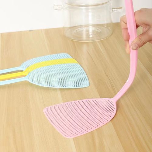 Thickened durable plastic bear paw fly swatter, mosquito swatter, long handle manual fly swatter, fly swatter, mosquito swatter