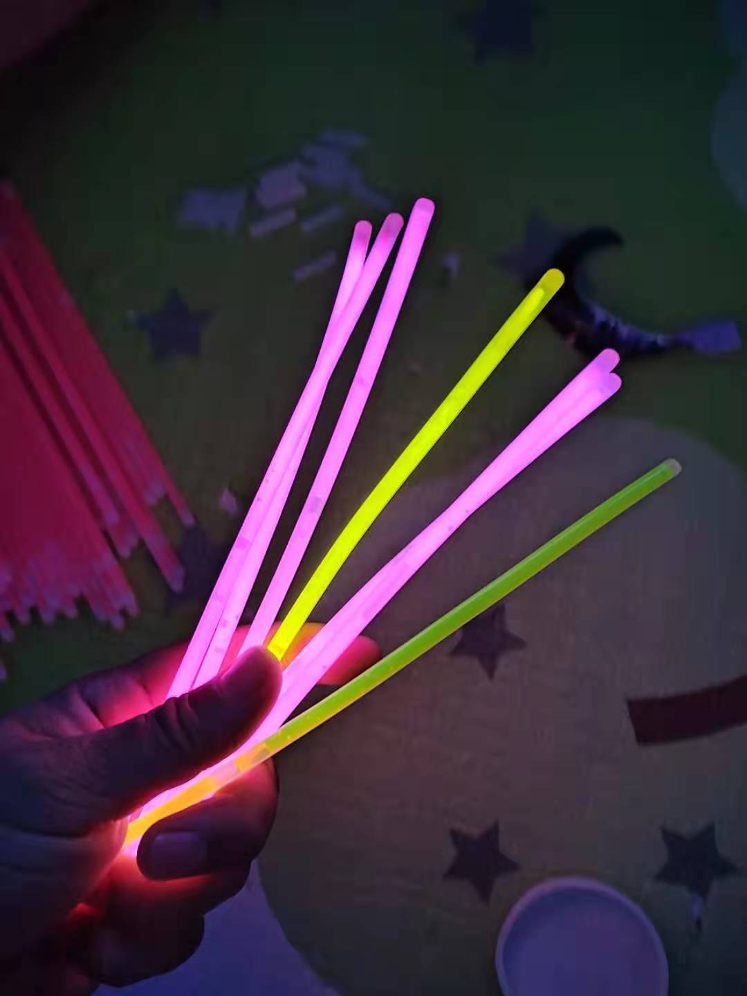 Solid Color PE Disposable glow stick party toys Decorationspicture4