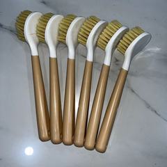 Plastic Wood Handle Sword Palm Fiber Pot Scrubber Kitchen Cleaning Brush Long Handle Pot Scrubber, Beech Sword Palm Fiber Brush Factory Wholesale