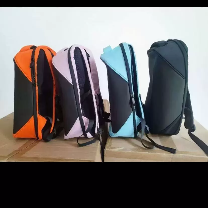 led屏幕显示屏背包跨境电商款智能手机改字骑士代驾双肩背包