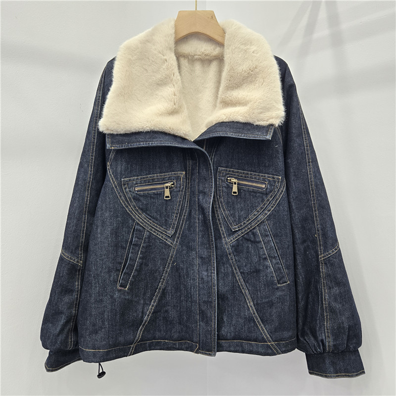 2025 invierno nuevo gran solapa una chaqueta de vaqueros de terciopelo más terciopelo grueso chaqueta de locomotora suelta de mujer superado