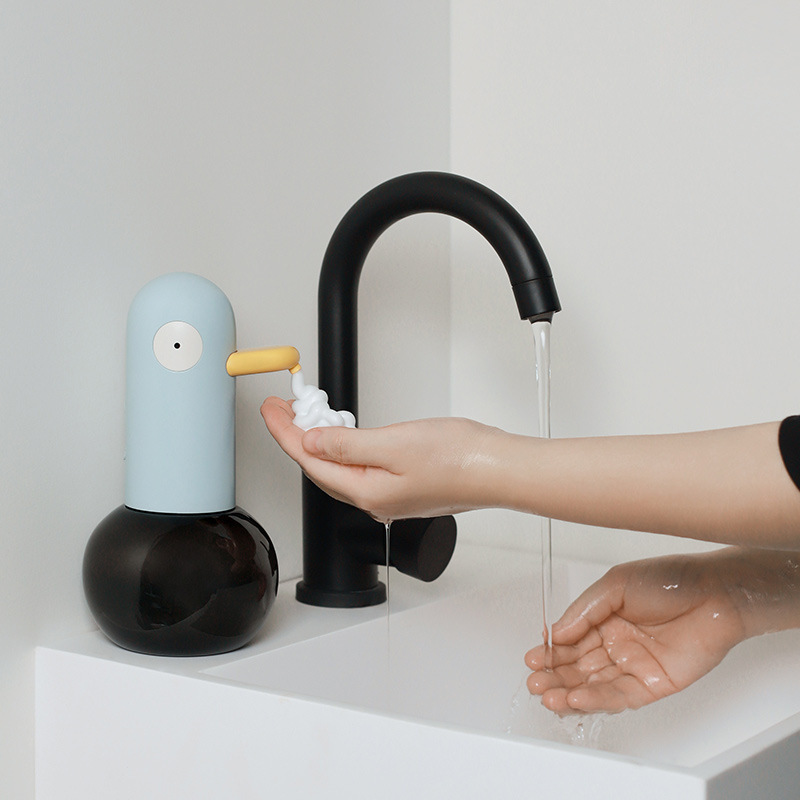 手を洗うアヒルの泡は携帯電話のセンサーの知能を洗って自動的に泡の石鹸の液体のセンサー式の泡を感知して携帯電話を洗います。|undefined