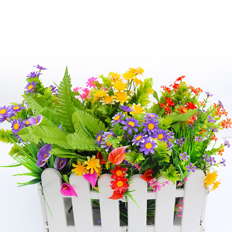 Ramo de simulación de flores falsas, una sola margarita de plástico, tela de seda rosa, flores secas, macizo de flores, cerca, arreglo floral, decoración pastoral