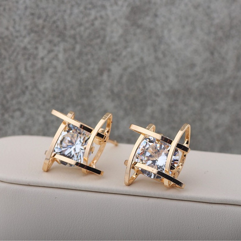Geometric square copper earrings with zircon