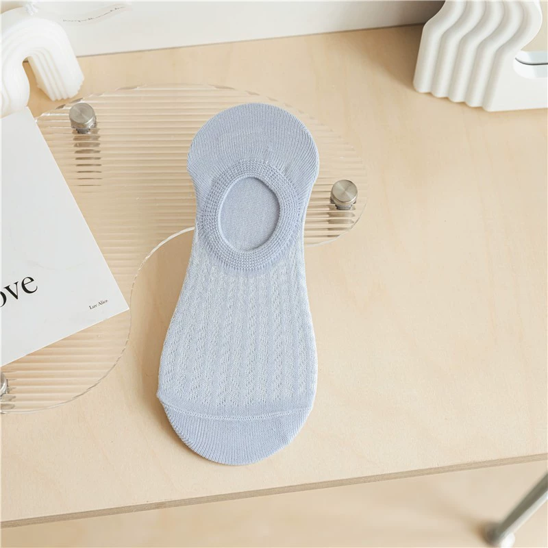 Thin invisible non-slip socks, for teenagers