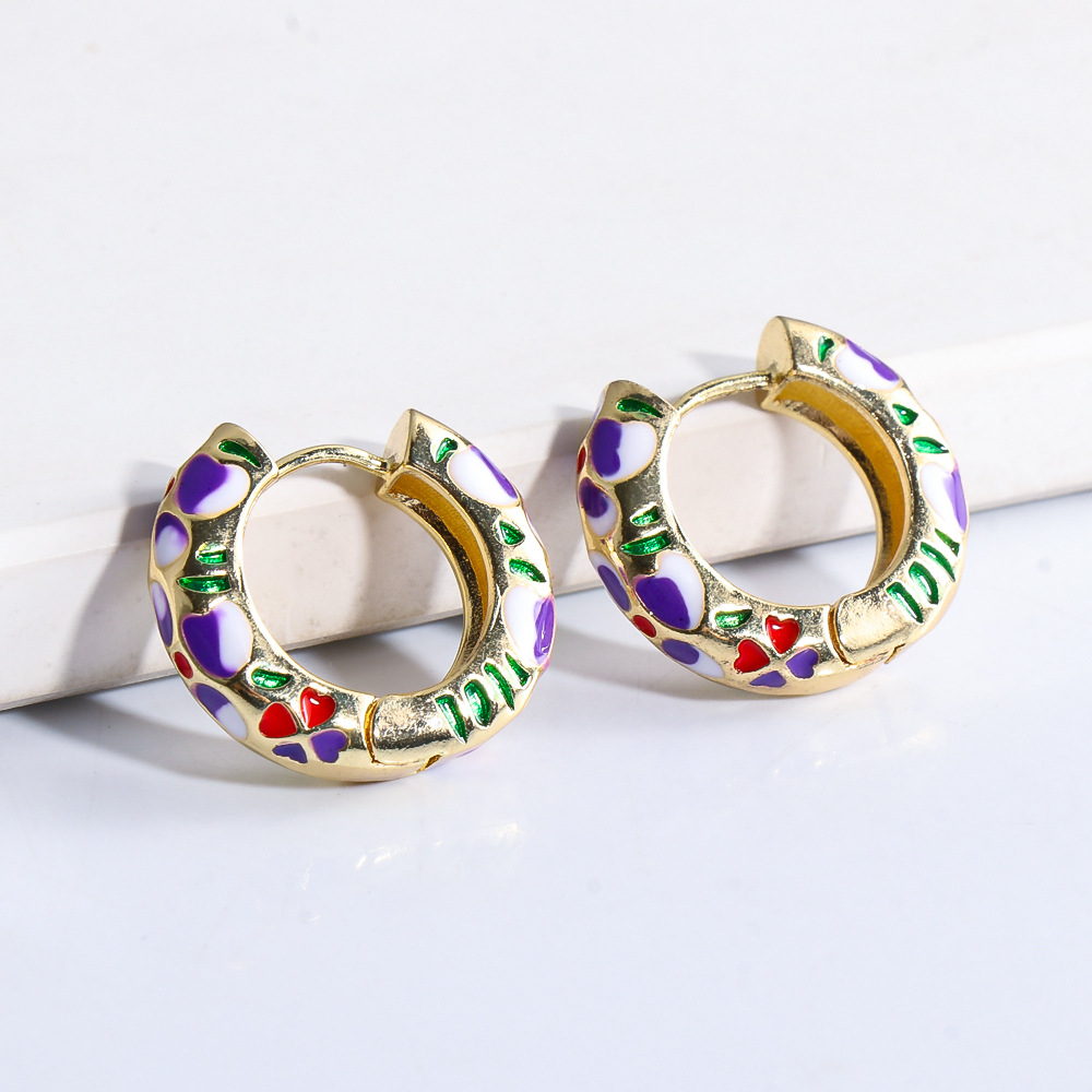 Wholesale Jewelry Geometric Heart Pattern Multicolor Copper Gold-plated Earrings Nihaojewelry display picture 8