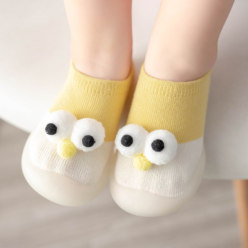 Zapatos de dibujos animados para niños pequeños de ojos grandes, calcetines para niños, zapatos para niños, zapatos para niños de suela suave antideslizantes de tubo bajo de primavera y verano