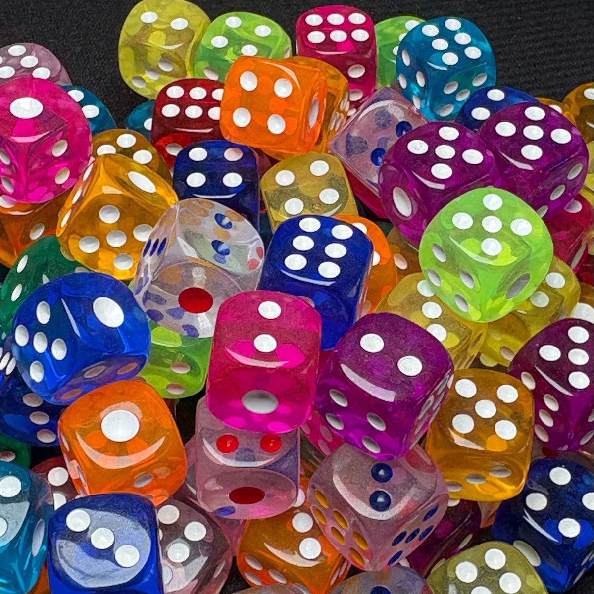 High-Transparency 12mm Colorful Transparent Rounded Corner Table Game Accessories Gaming Entertainment Acrylic Crystal Small Dice Numbers