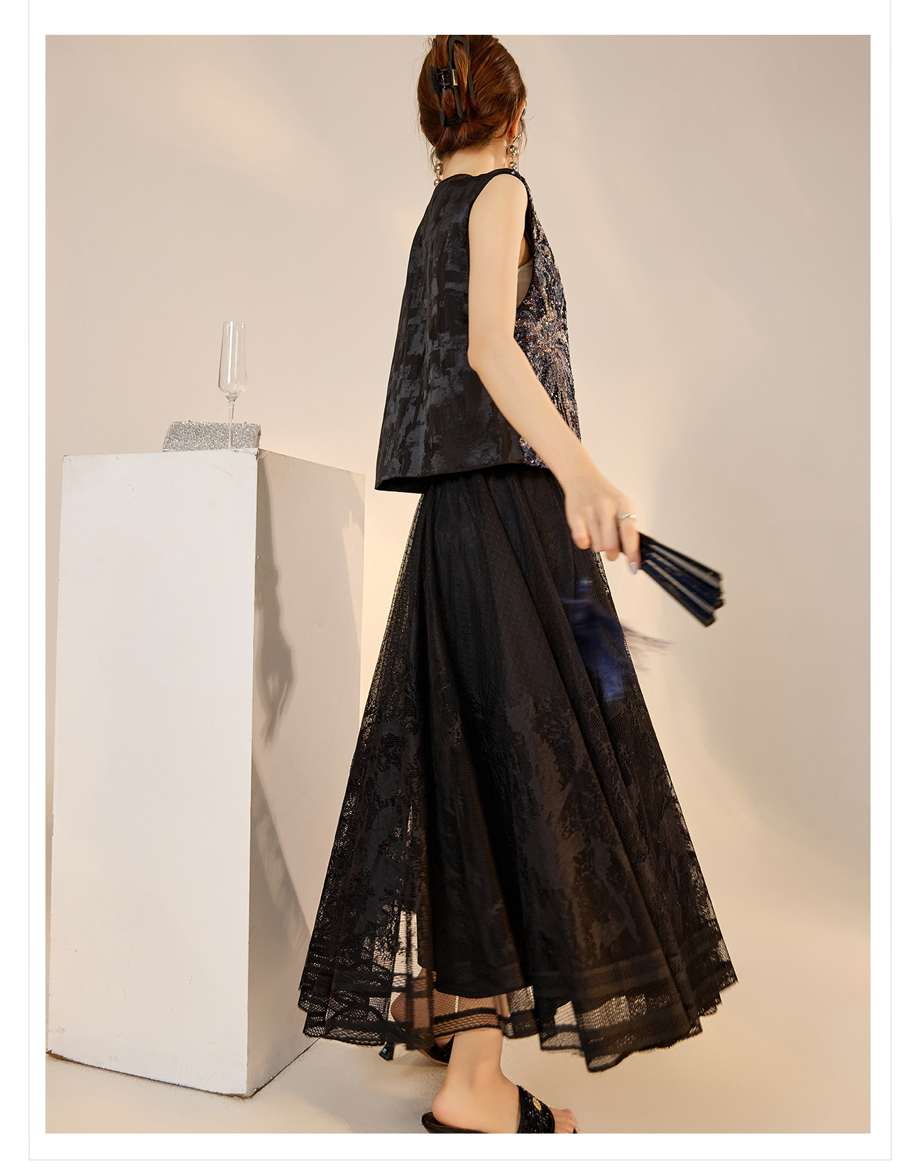 Áo vest nữ phong cách Trung Hoa mới 2026, thiết kế thêu sequin, chất rayon sang trọng — Đen, Màu huyền ảo, Xanh lam chi tiết 39