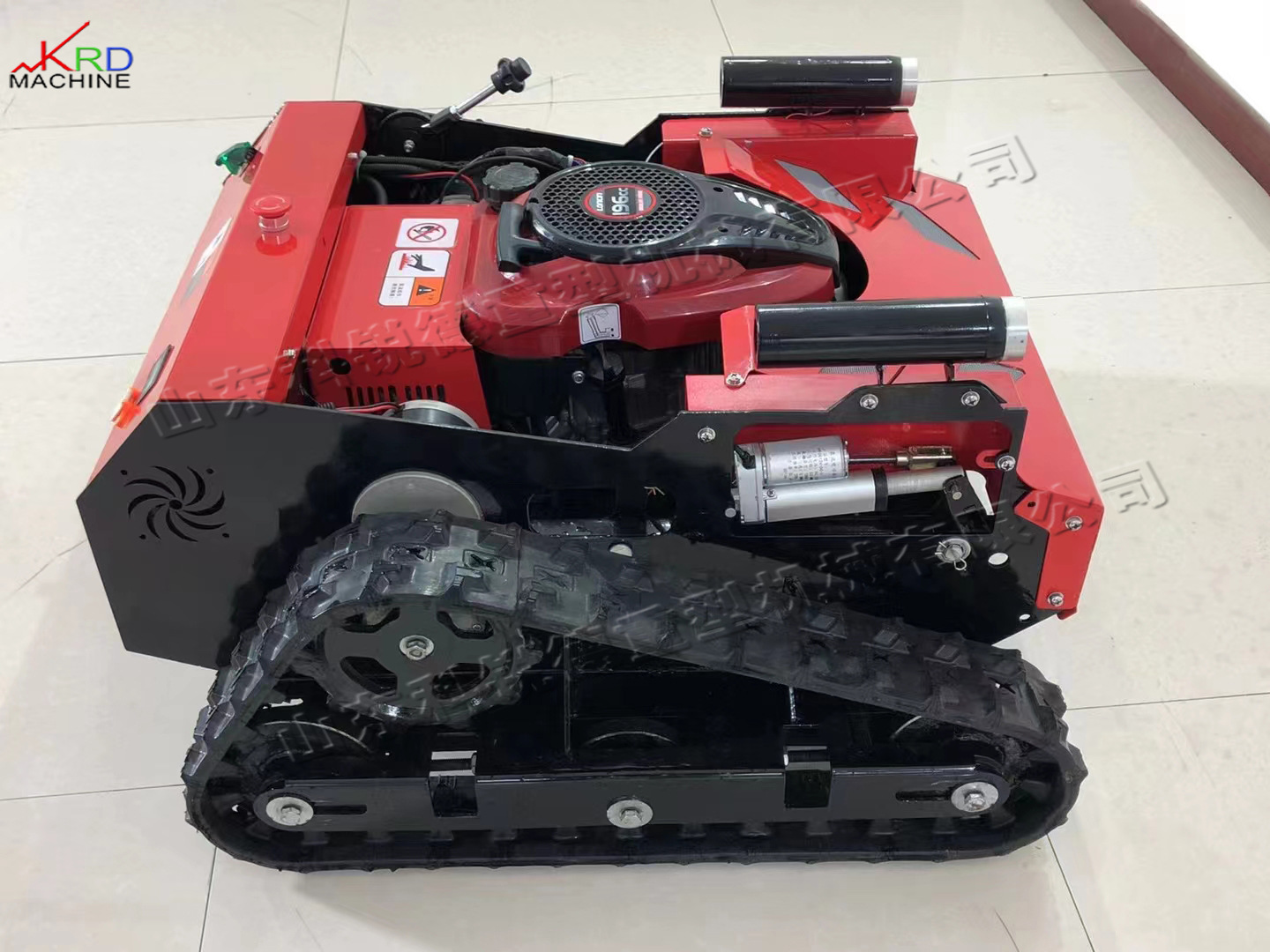 履带式自走爬坡荒草除草机小型遥控电动割草机园林草坪草地修剪机