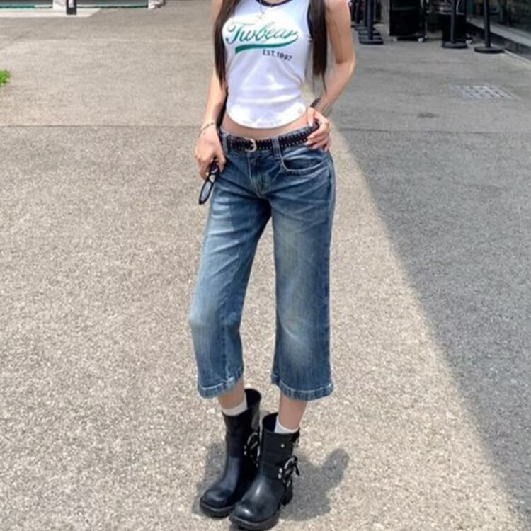American Retro Low-Waist Hot Girl Style Slightly Flared Cropped Pants Summer New Slim Fit Versatile Denim Shorts for Women American Retro Low-Waist Hot Girl Style Slightly Flared Cropped Pants Summer New Slim Fit Versatile Denim Shorts for Women