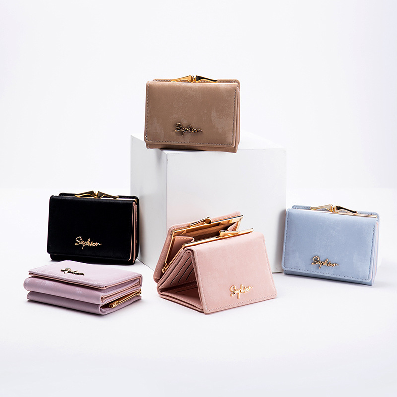 Cartera para mujer estilo K, linda, corta, triple, multifuncional, con clip para tarjetas, monedero y almacenamiento personalizado.