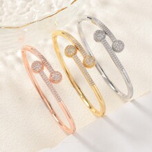 ���Q�¿��~��ʯ�������C�ճ��ٴ��_���CС���Ʒ�߼������Ů