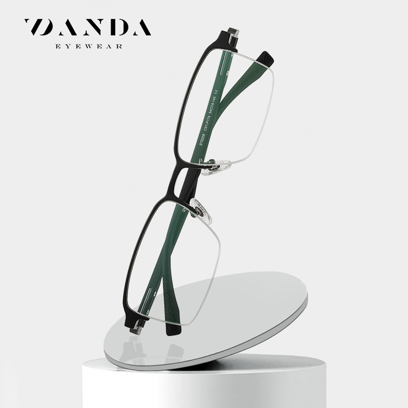 Nuevas gafas de luz anti-azul ST6208 medio MARCO DE MODA gafas lisas de titanio puro ultra ligero TR gafas piernas se pueden equipar con gafas de miopía