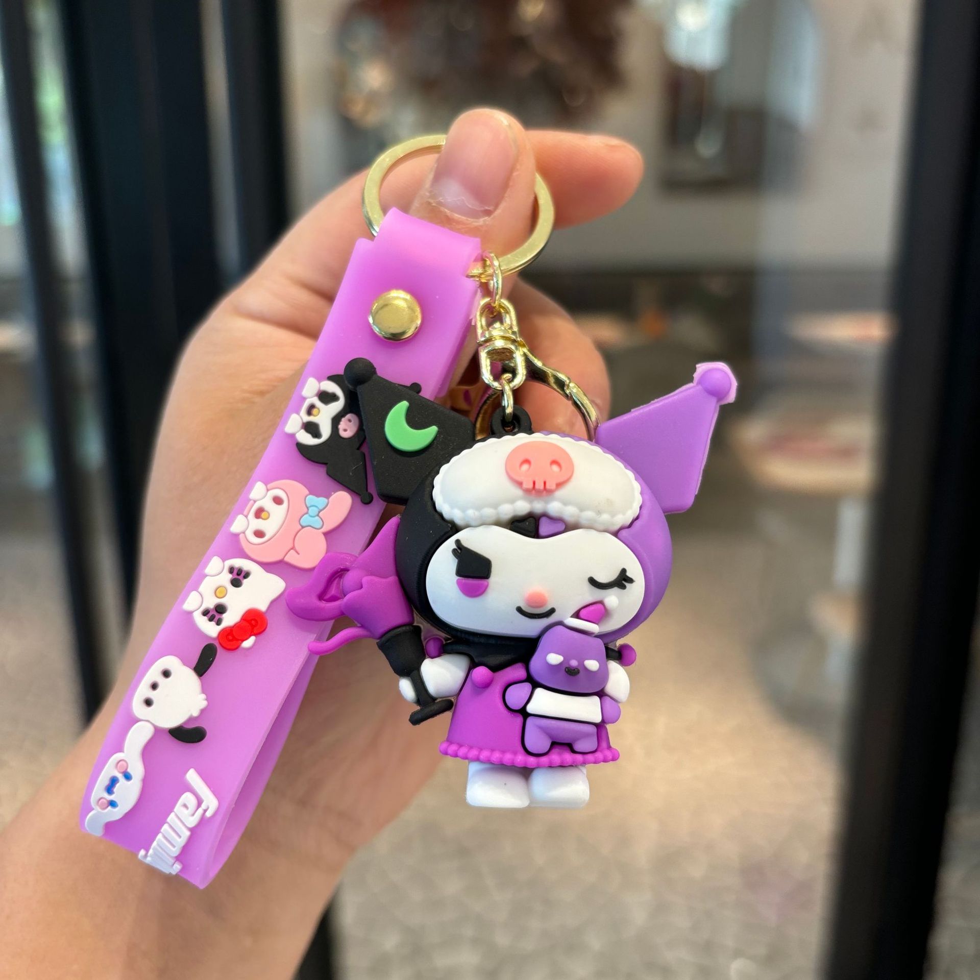 Cartoon Kulomi llavero Sanrio colgante de muñeca mochila de coche colgante máquina para agarrar bebé pequeño regalo al por mayor