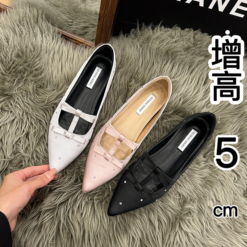 Aurora Style Inner Height Increasing Shoes for Women 2025 Spring New Style Black Bow Elegant Socialite Pointed Toe Flats Shoes Rhinestones