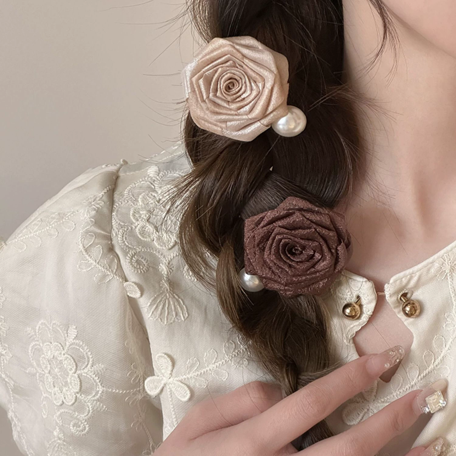 Hairgrip, hairpins, hair accessory, small crab pin, french style, flowered