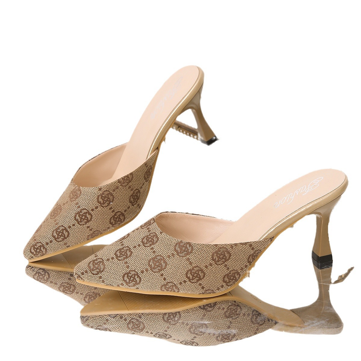 Franse stiletto pantoffels met puntige neus voor dames 2024 nieuwe zomerstijl veelzijdige temperament modieuze teen-teen halve hak één-lijn pantoffels_voghion.com