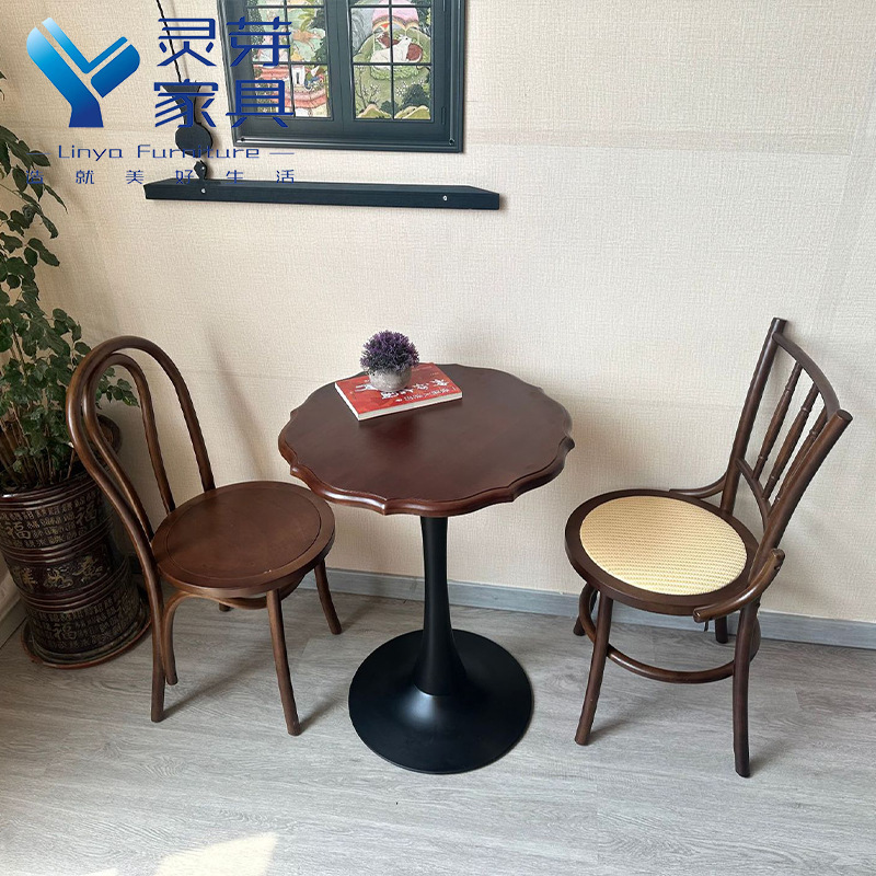 Mesas y sillas cuadradas de madera maciza retro americana combinación cafetería tienda de té con leche tienda de postres restaurante occidental barra de limpieza mesa comercial