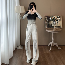 渐变长袖V领短款针织衫女秋季新款设计感修身显瘦上衣牛仔裤套装