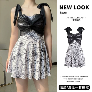 2026年新款游泳衣女连体遮肚显瘦泡温泉网红风保守度假温泉泳装