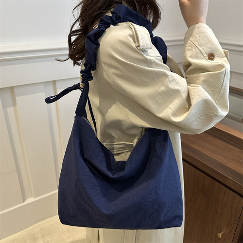 New Autumn Simple Pleated Tote Bag, Fashionable, Fresh, Literary, Korean Version, Hand-held, Single Shoulder, Underarm Bag