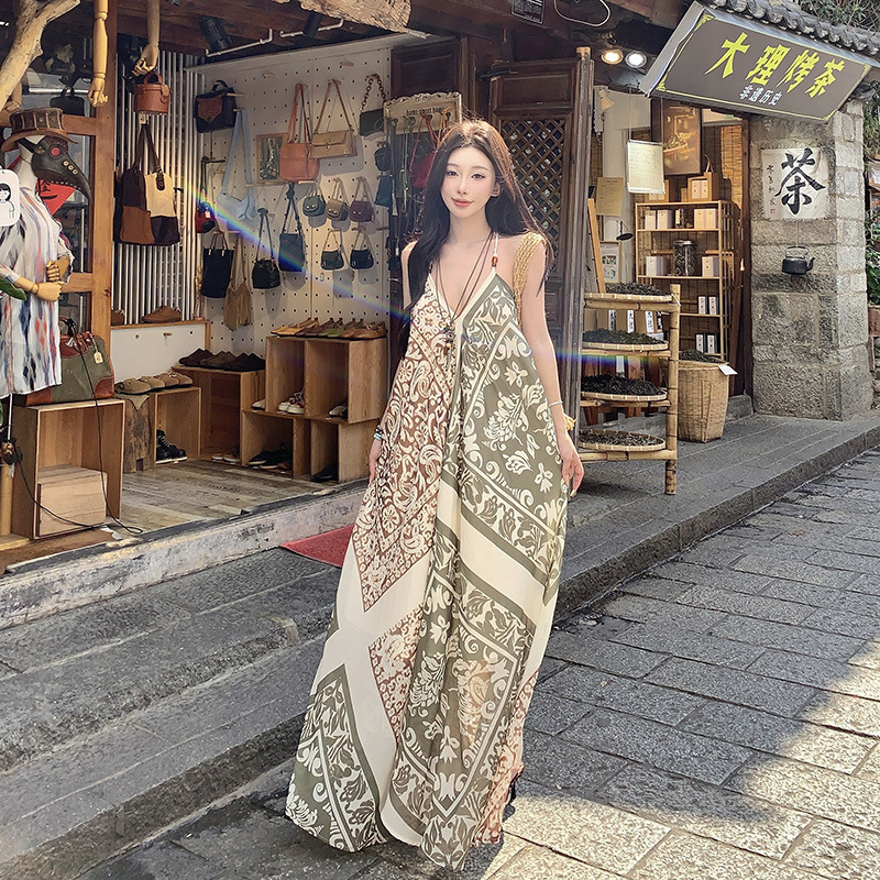 Real Shot of New Bohemian Style Printed Contrasting Beaded V Neck Long Skirt Feminine Loose Suspender Dress for Women