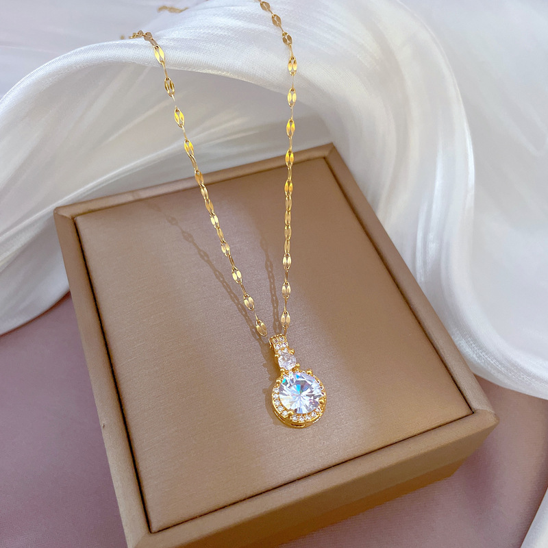 Zirkon-anhängerhalskette Aus Titanstahl Mit Mikrofassung-diamanten_voghion.com
