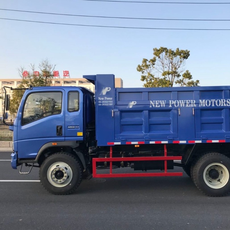 中国重汽自卸车出口非洲 豪沃6x4  8x4 出口专列砂石料运输