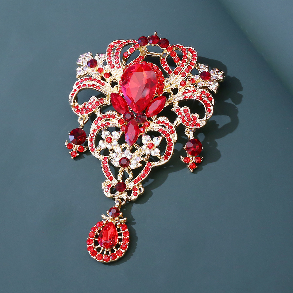 High-End Gorgeous Light Luxury Palace Pendant Large Glass Brooch Fashion Elegant Women's Clothing Corsage Jewelry Pin