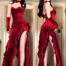 红色连衣裙女高级丝绒吊带裙不规则性感生日晚礼服长裙