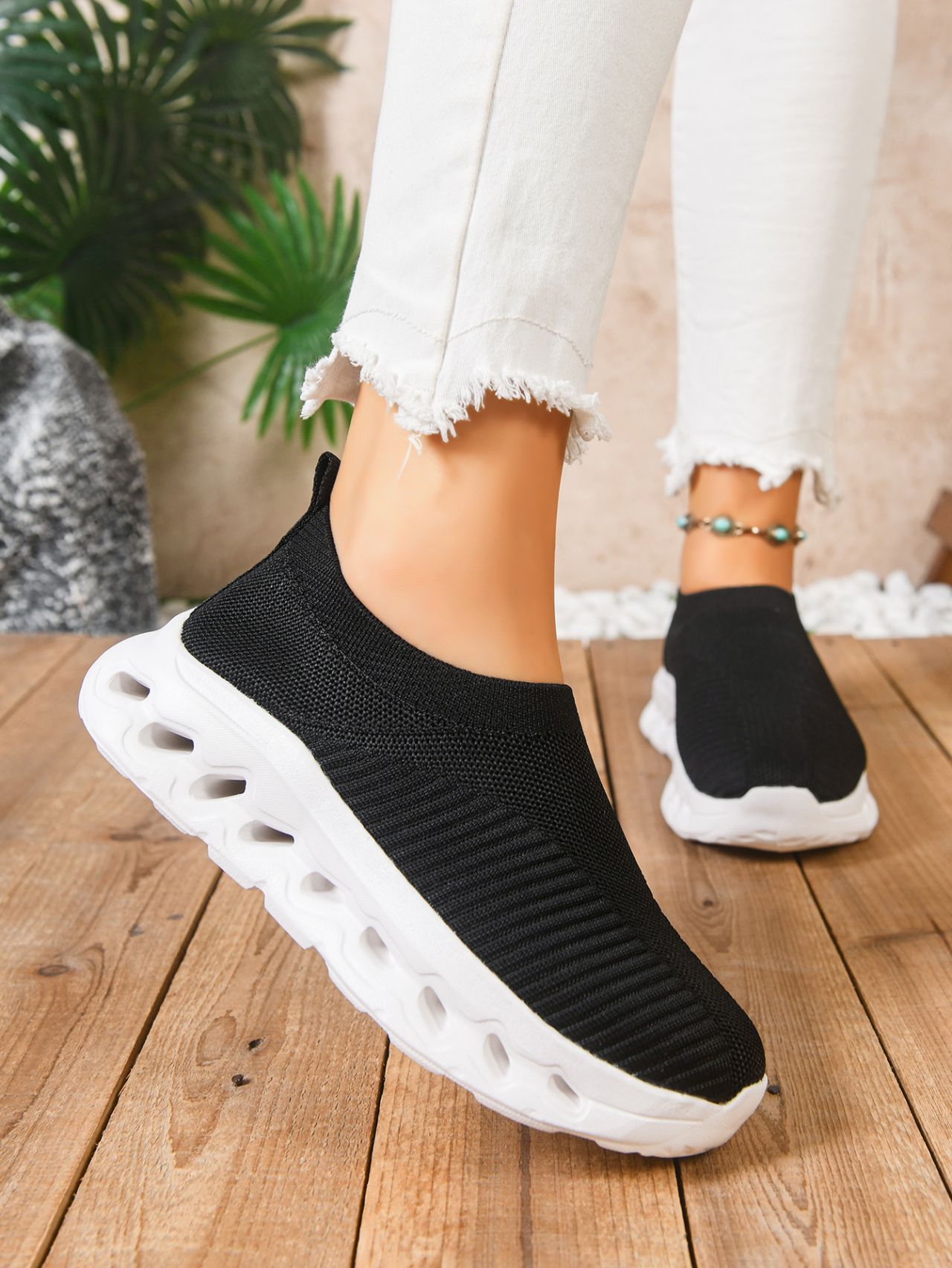 Breathable Women's Casual Trainers Lightweight Knit Running Shoes_voghion.com