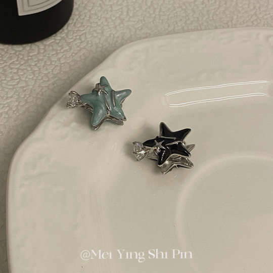 Sweet cool style color five-pointed star double-sided black and white earless ear clip women's small cute all-match fashion ear clip