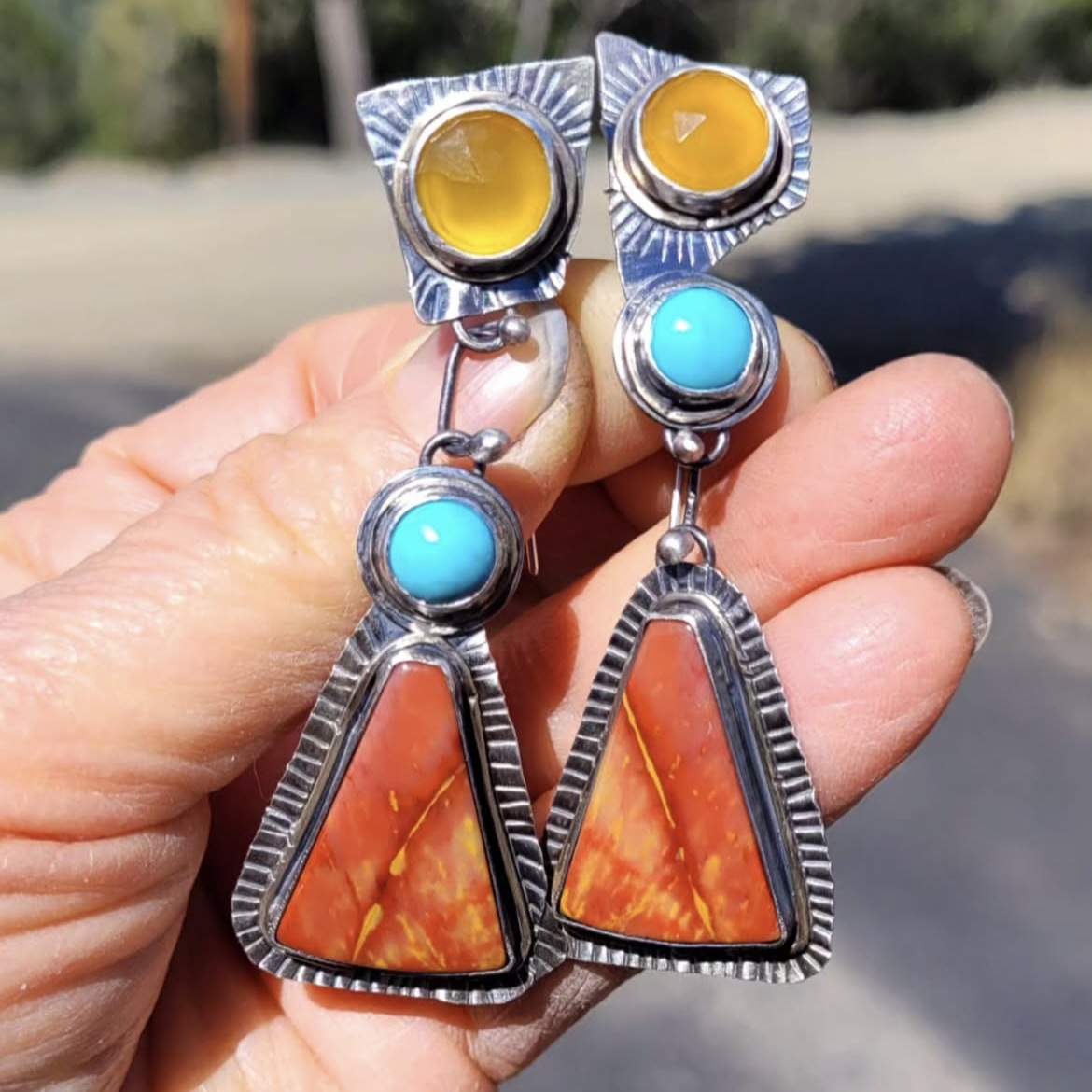 Sanjie European and American Retro Geometric Enamel Personalized Earrings Cross-Border Hot Selling Creative Jewelry Inlaid Gemstone Earrings for Women