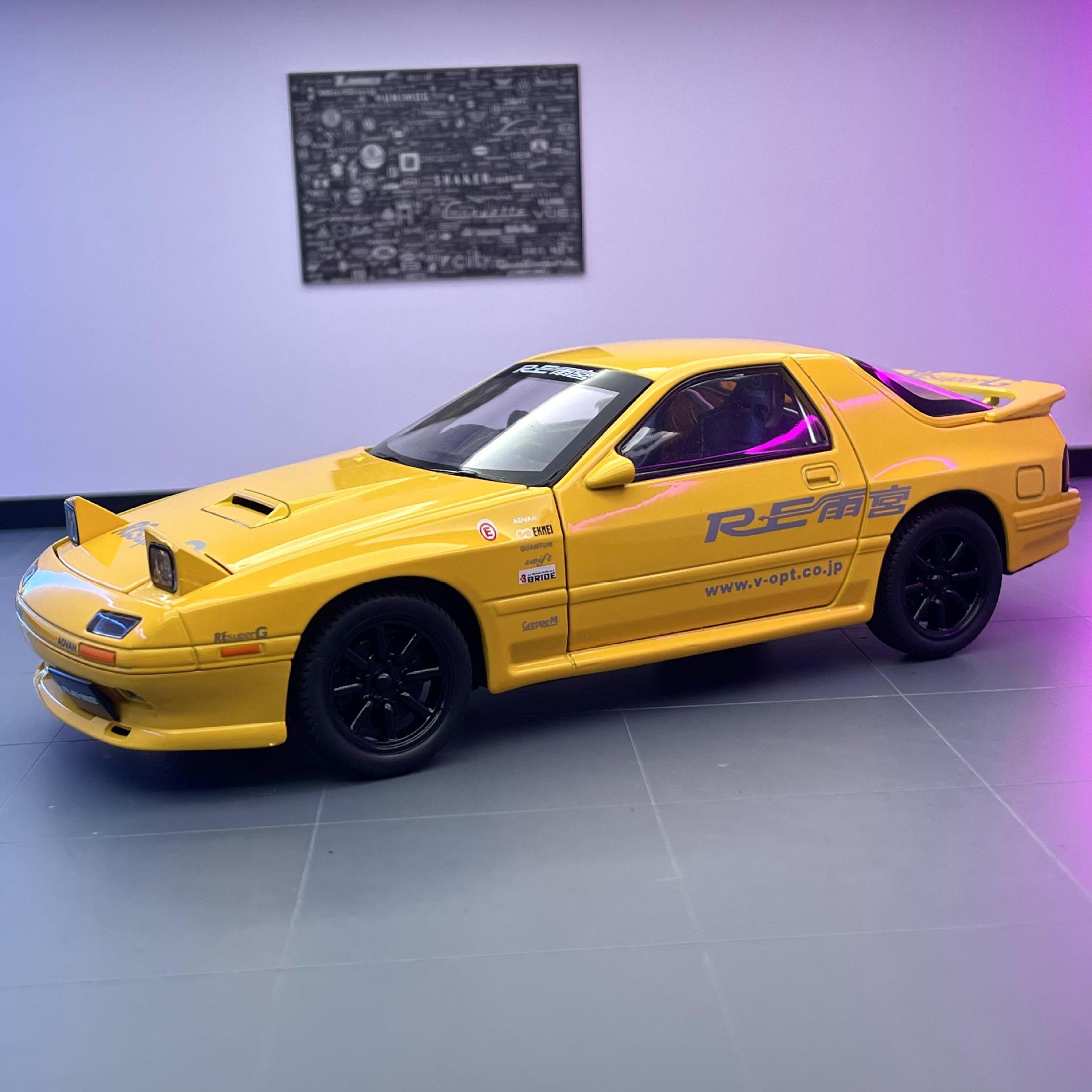 Weili aleación coche Modelo 1: 24 Mazda rx7 coche deportivo tire de sonido luz coche música modelo adornos