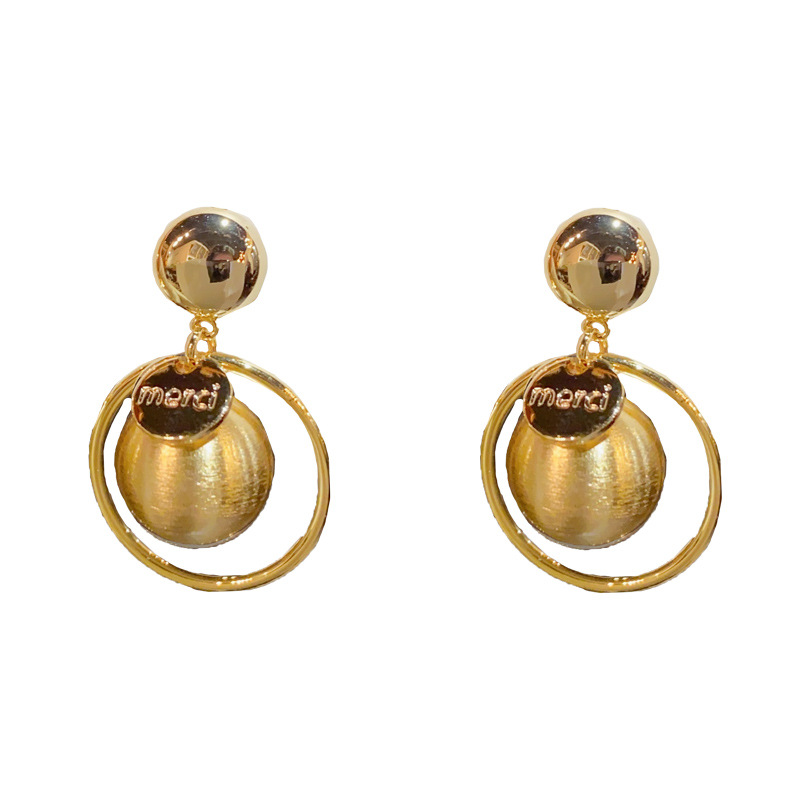 Orecchini a cerchio con sfera in metallo stile retrò elegante_voghion.com