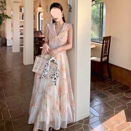 重工仿欧根纱印花连衣裙海军风露背度假长裙图片色修身型无袖