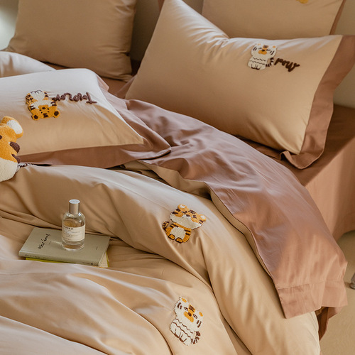 ins style towel embroidery 100 count long-staple cotton four-piece set pure cotton cartoon pure cotton soft quilt cover 1.8 bedding
