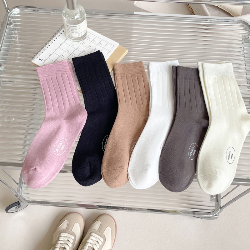 Solid Color Cotton Pin Socks Women's Autumn and Winter Foot Letter Hot Stamping Women's Medium Tube Simple All-Match Ins Fashionable Cotton Socks for Women Solid Color Cotton Pin Socks Women's Autumn and Winter Foot Letter Hot Stamping Women's Medium Tube Simple All-Match Ins Fashionable Cotton Socks for Women