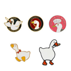 European and American creative cartoon animal jewelry brooch, personalized cute little swan series style clothing brooch badge