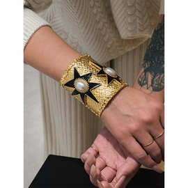 青岛饰品批发欧美法式vintage中古拉夸海星系列宽版复古手镯