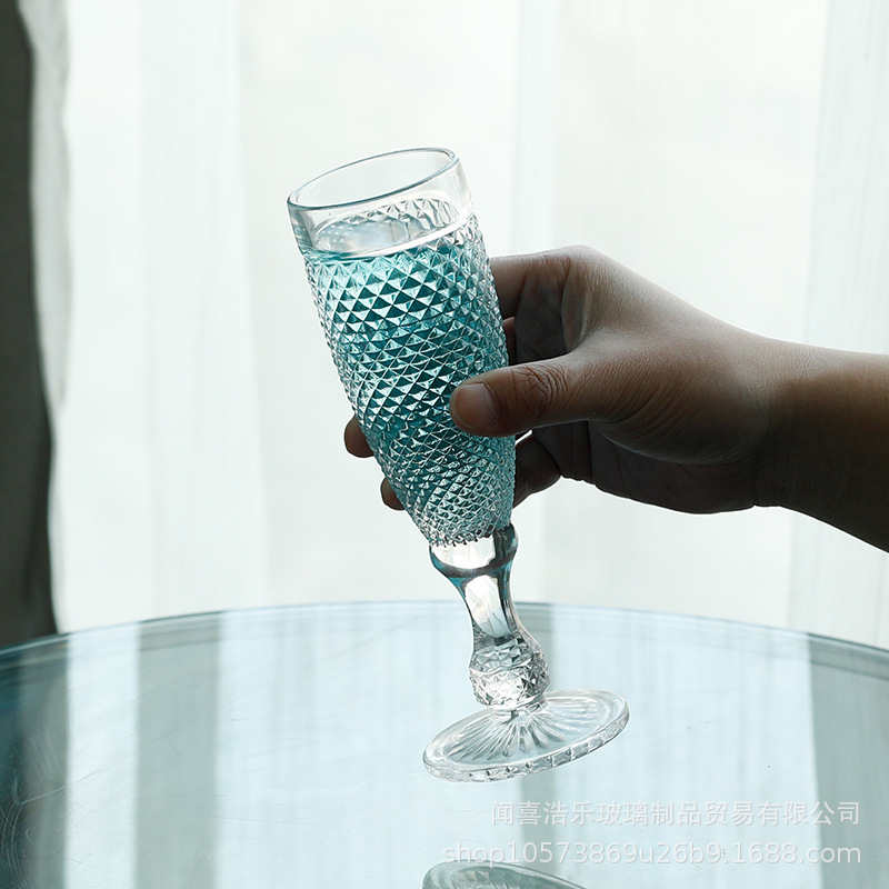 Fabricante suministro directo de piña color primario tazas de cóctel de cerveza de banana tazas de vino alto tazas de jugo de frutas tazas de vidrio